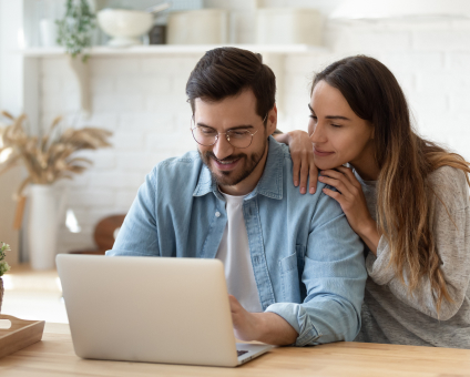 Cincinnati couple getting a cleaning quote online